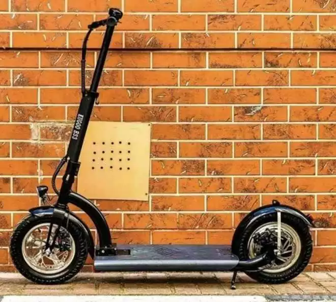 Складной электросамокат KUGOO ES3 500 Вт